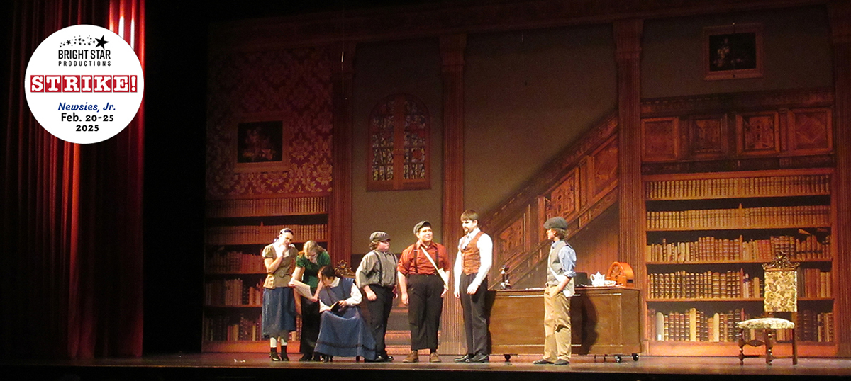 Newsies Jr.: In Pulitzer's Office