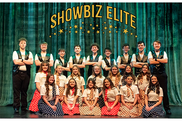 Bright Star ShowBiz Elite Show Choir Performing a Preshow at The Jungle Book KIDS in January 2026