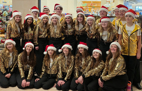 Bright Star ShowBiz Elite Show Choir at The Giving Machine at the Grand Teton Mall December 2025
